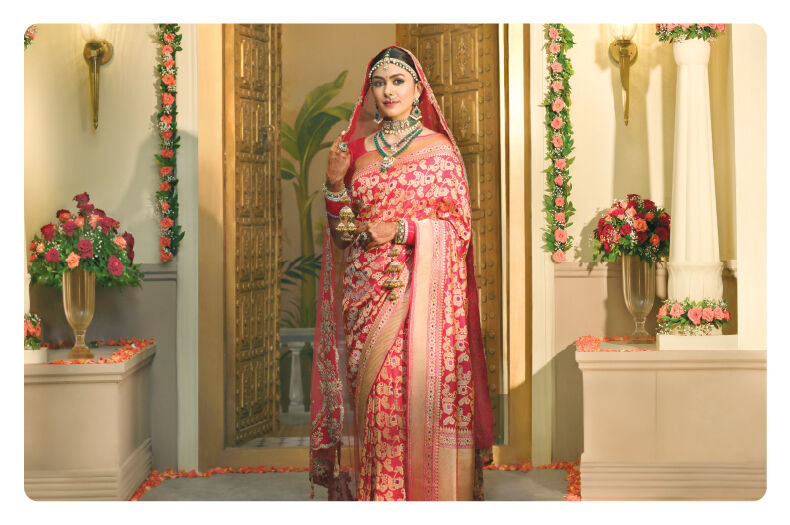 Top 5 Red Bridal Sarees for a Majestic and Timeless Wedding Look | Taneira