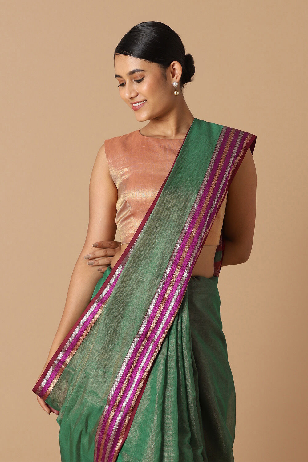 Green Pure Cotton Tissue Maheswari Saree image number null