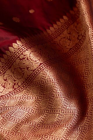Dark Red Silk Viscose Cutwork Banaras Inspired Design Saree thumbnail image number null