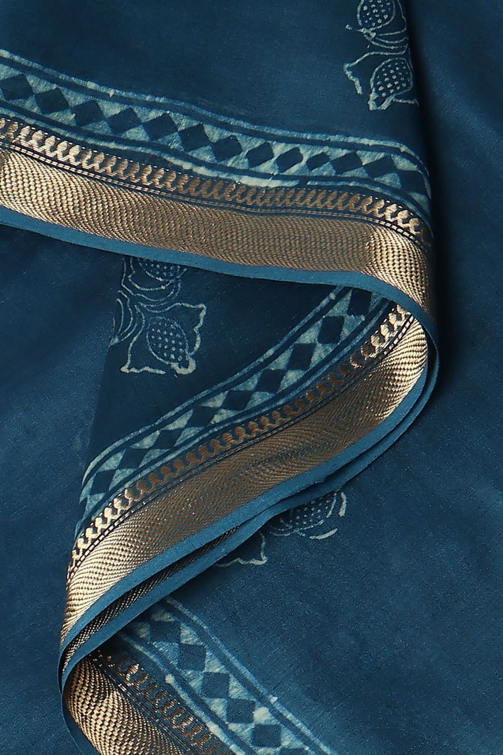 Blue Pure Silk Cotton Embroidered Saree image number null