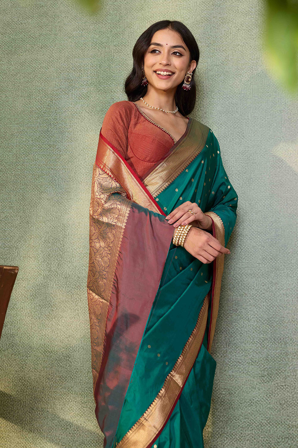 Green Silk Viscose Cutwork Banarasi Inspired Design Saree image number null