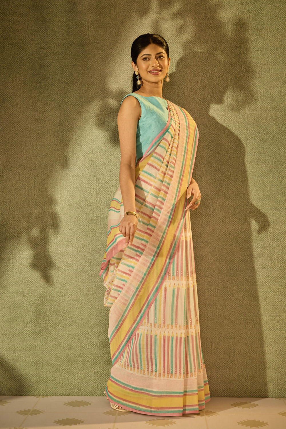 Off White Rajasthan Pure Silk Cotton Printed Sanganeri Saree image number null