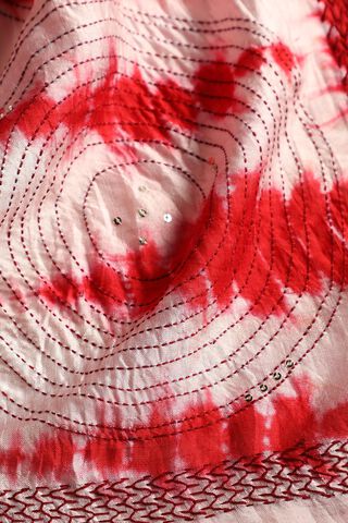 Off-White Bengali Pure Silk Kantha Embroidery Saree thumbnail image number null