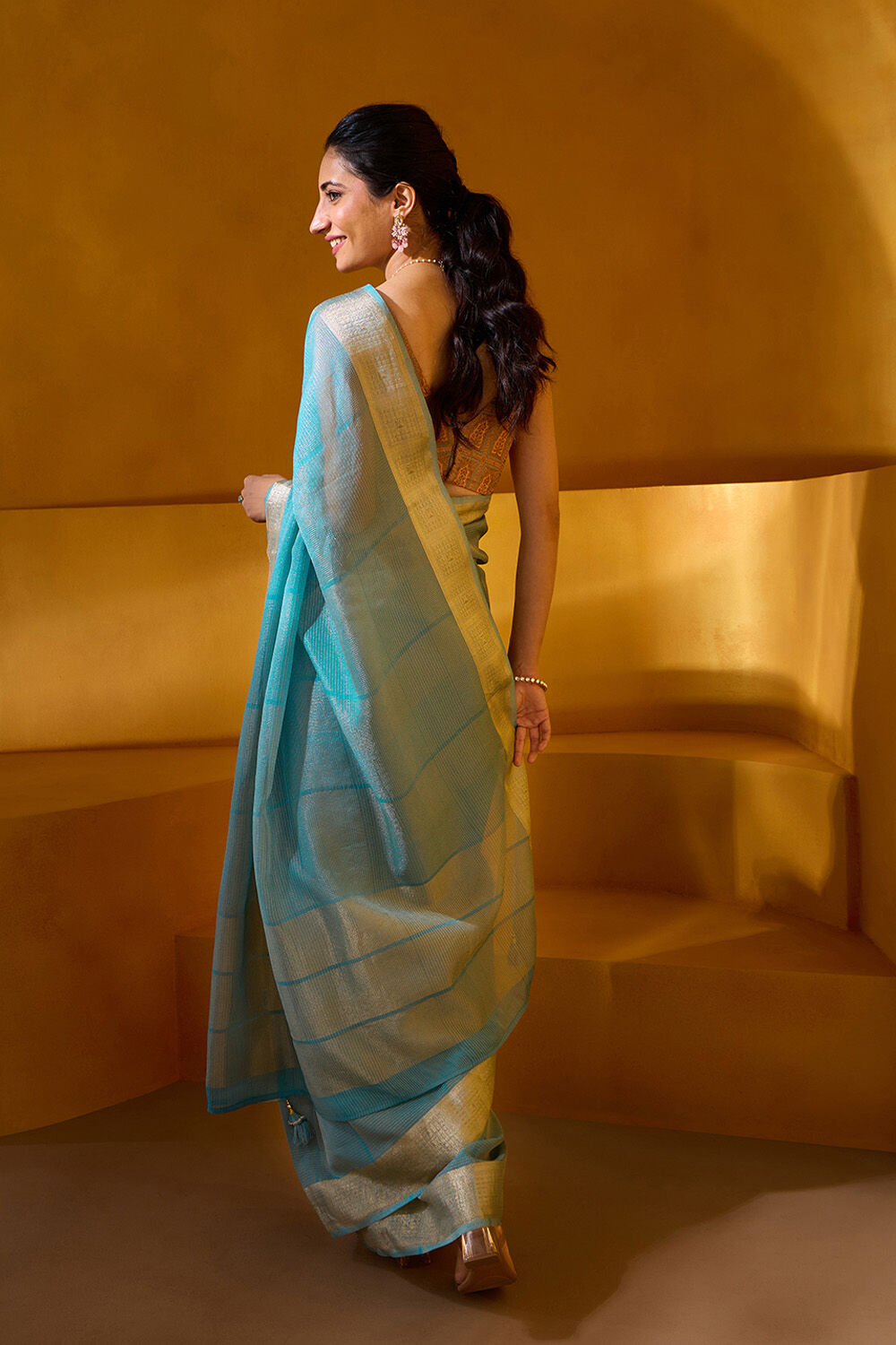 Blue Woven Viscose Tissue Saree image number null