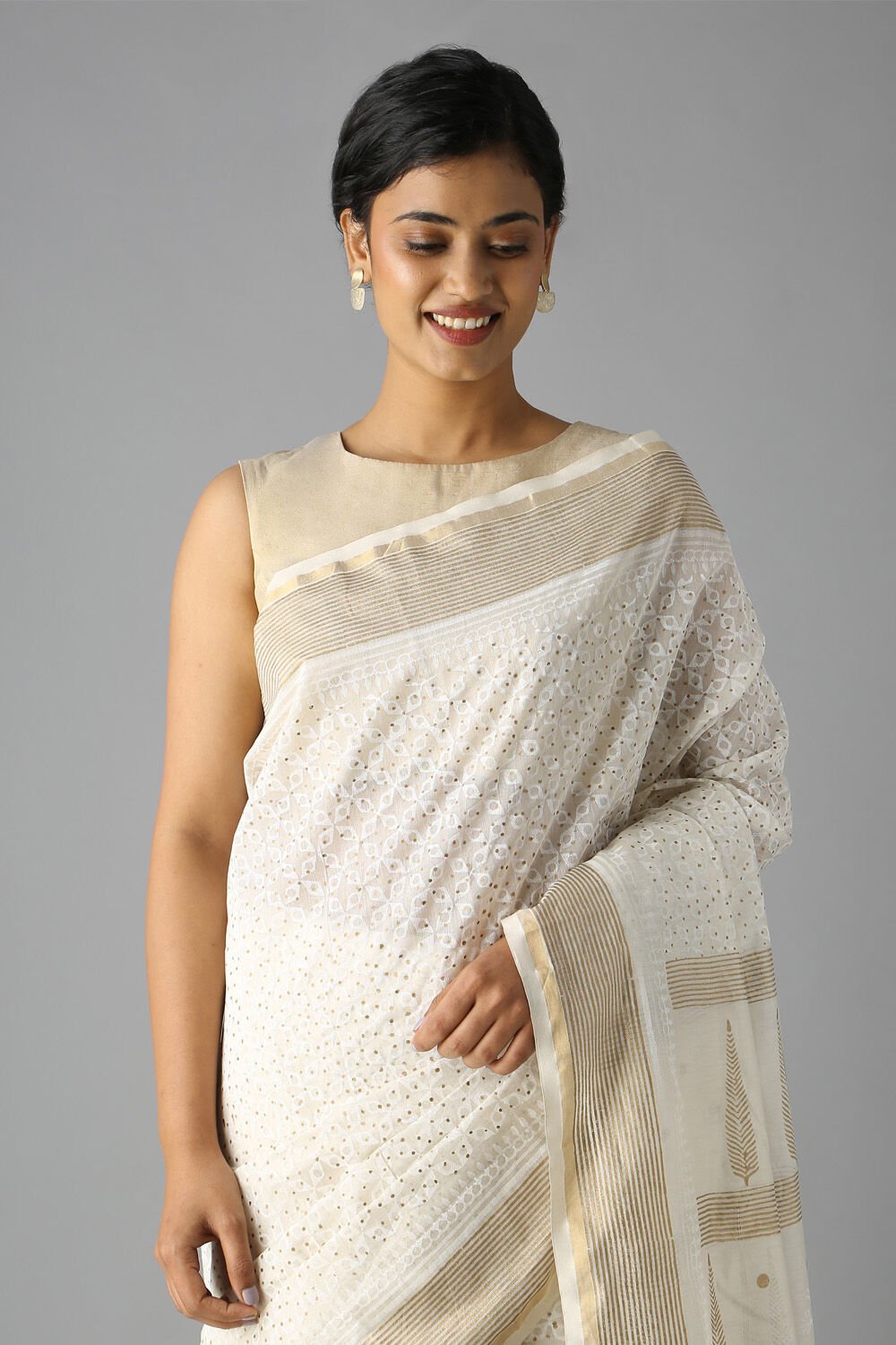 Off White Pure Silk Cotton Hand Printed Saree image number null