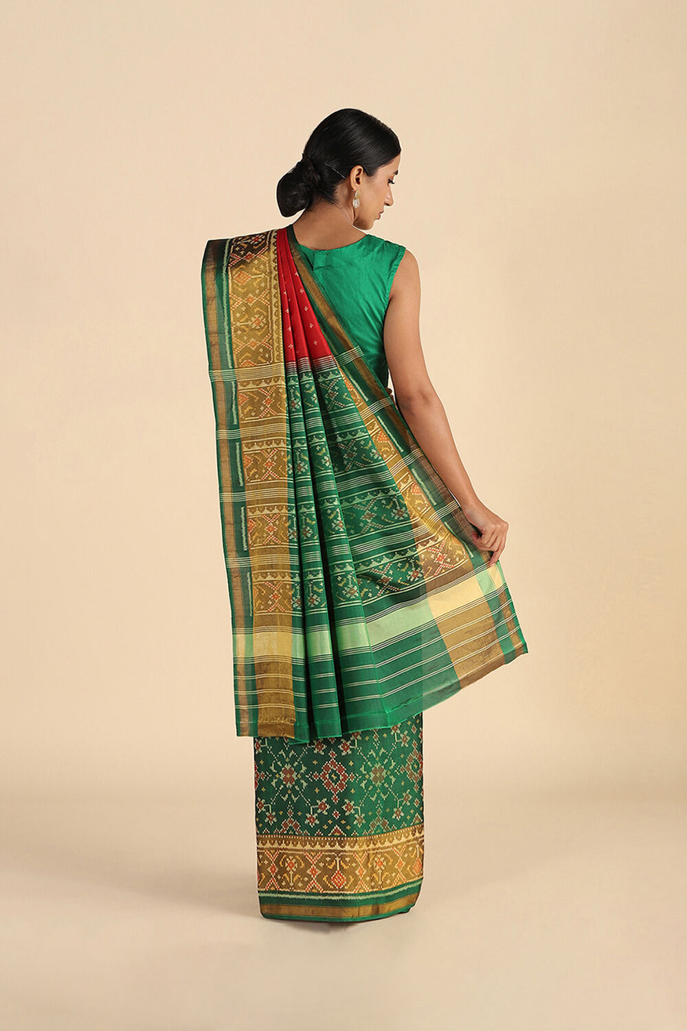 Red Handwoven Rajkot Patola Ikat Pure Silk Saree image number null