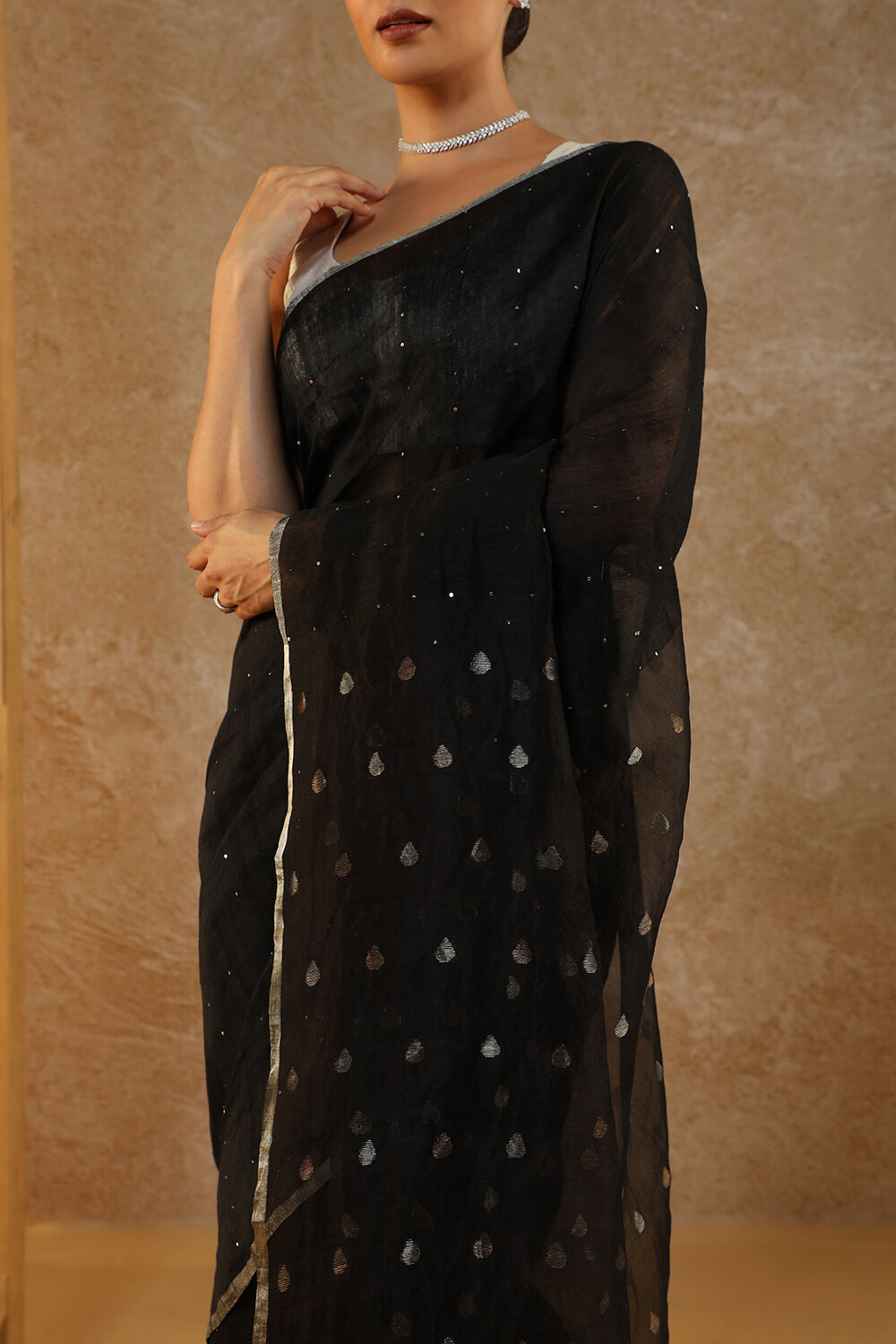 Black Bengal Pure Silk Linen Jamdani Saree image number null