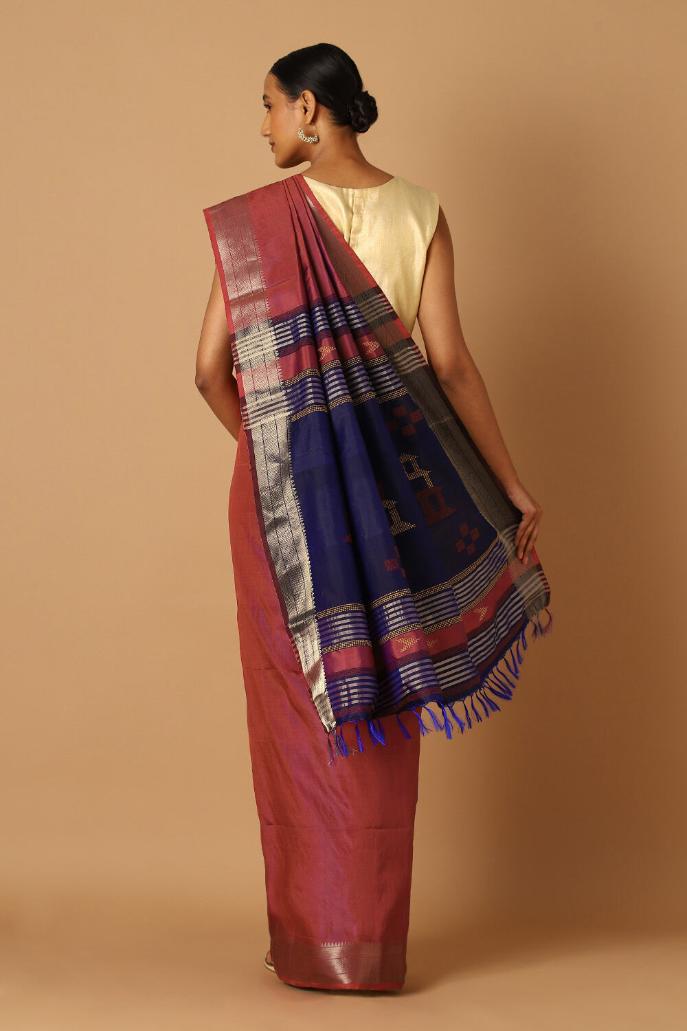 Red Pure Silk Extra Weft Saree image number null