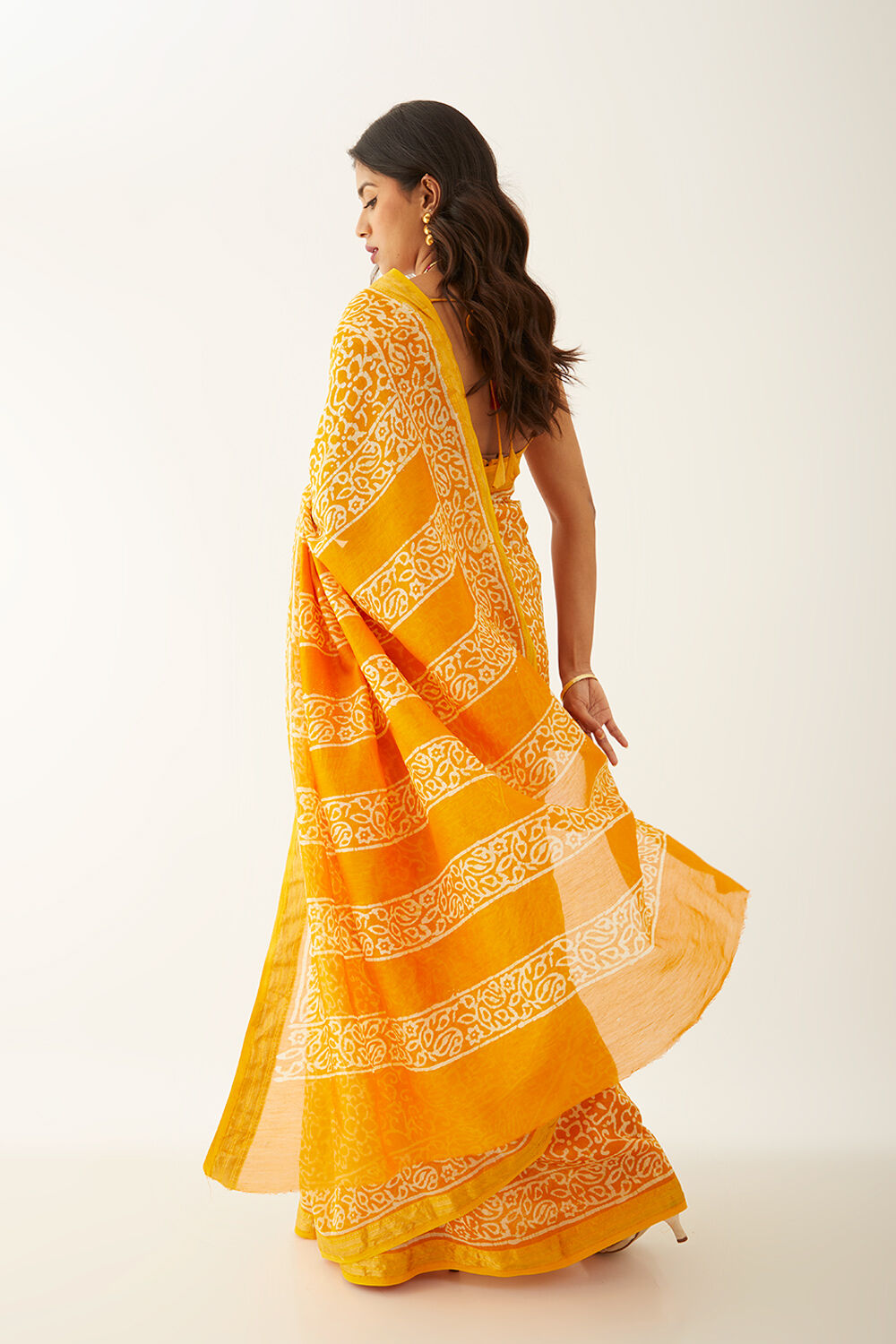 Dark Yellow Pure Silk Cotton Batik Saree image number null