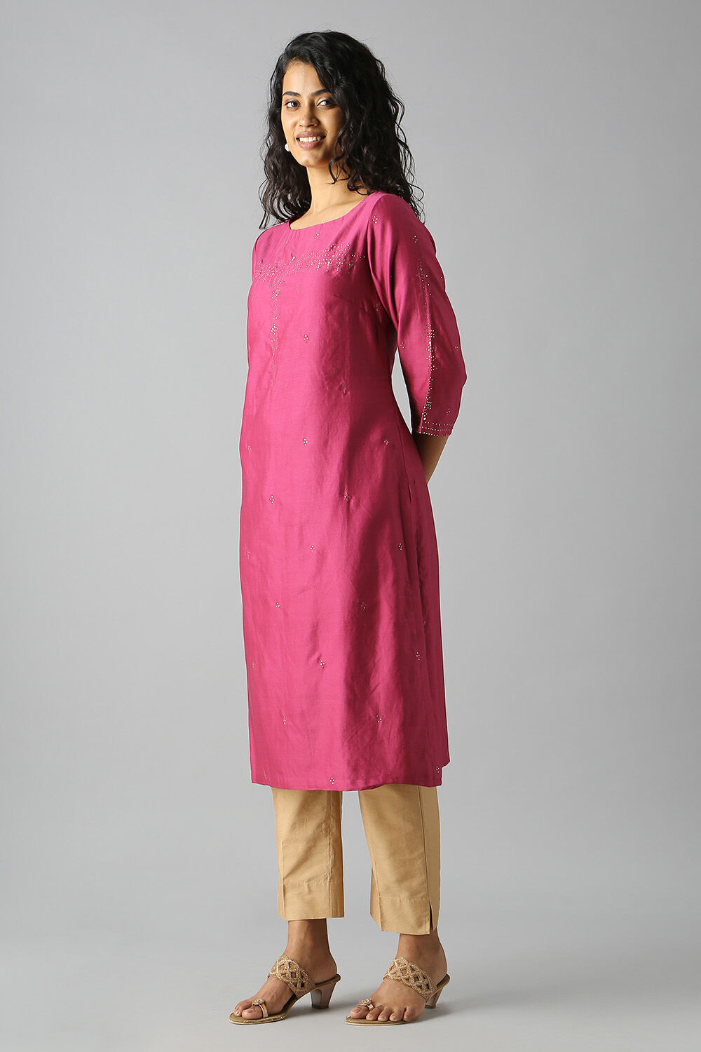 Dark Pink Embroidered Kurta image number null
