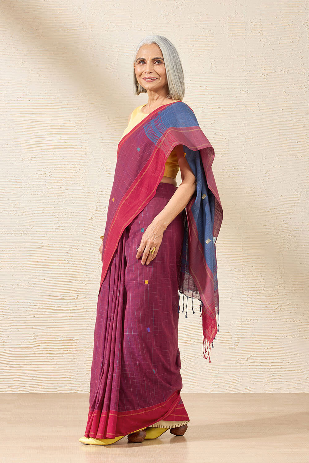 Red Woven Pure Cotton Bengal Saree image number null