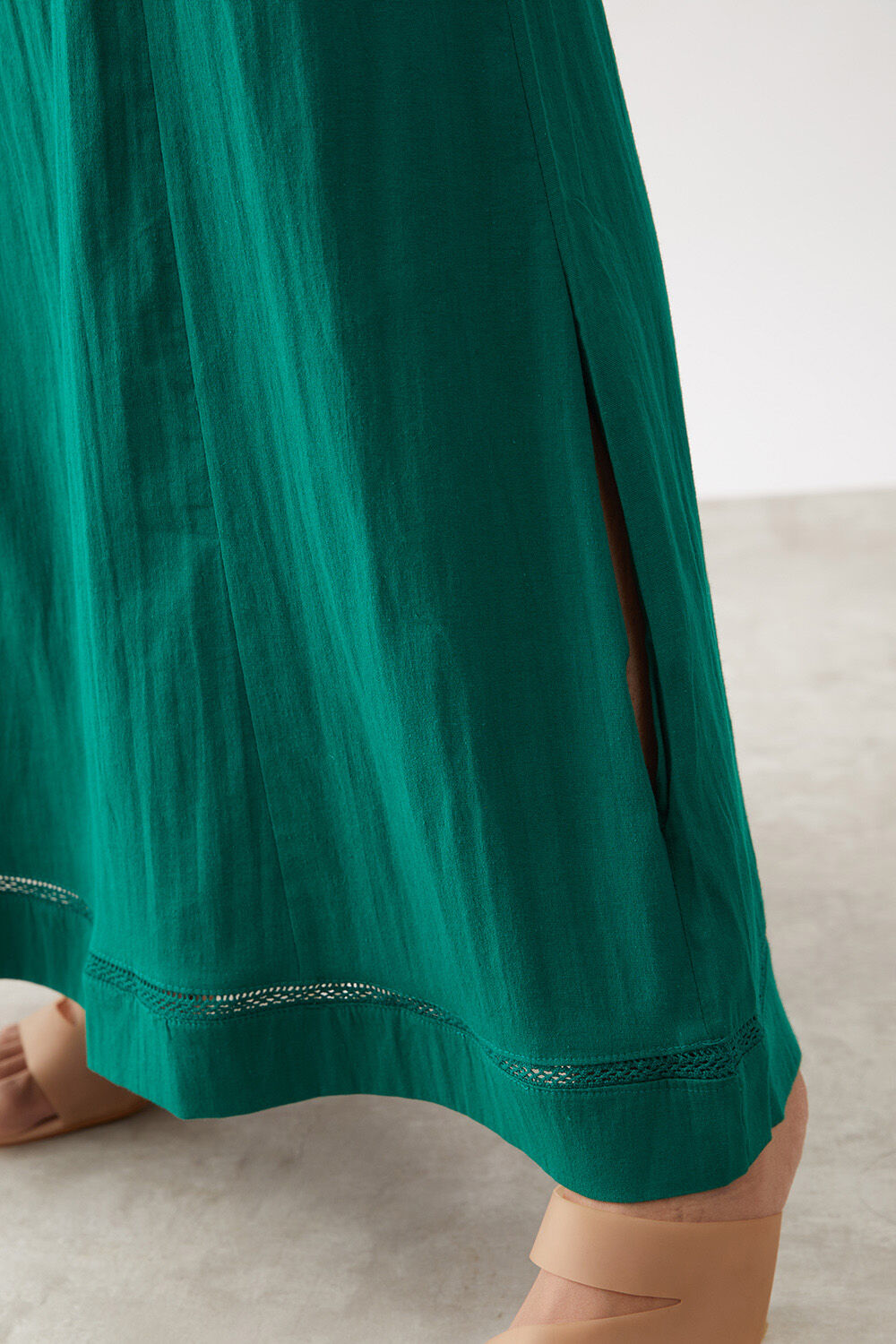 Green Woven Cotton Lycra Skirt image number null