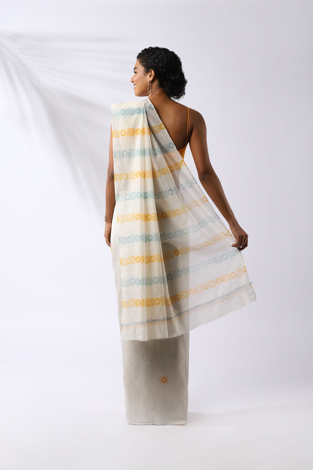 Off White Pure Silk Cotton Printed Saree image number null