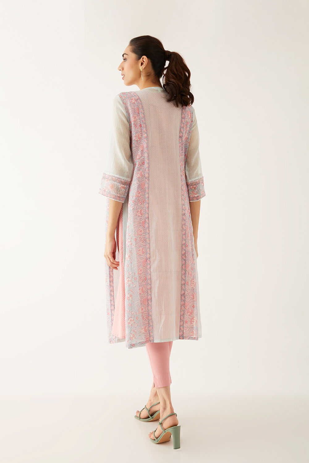 Light Pink Silk Cotton Block Printed Kurta with Light Blue Jacket image number null
