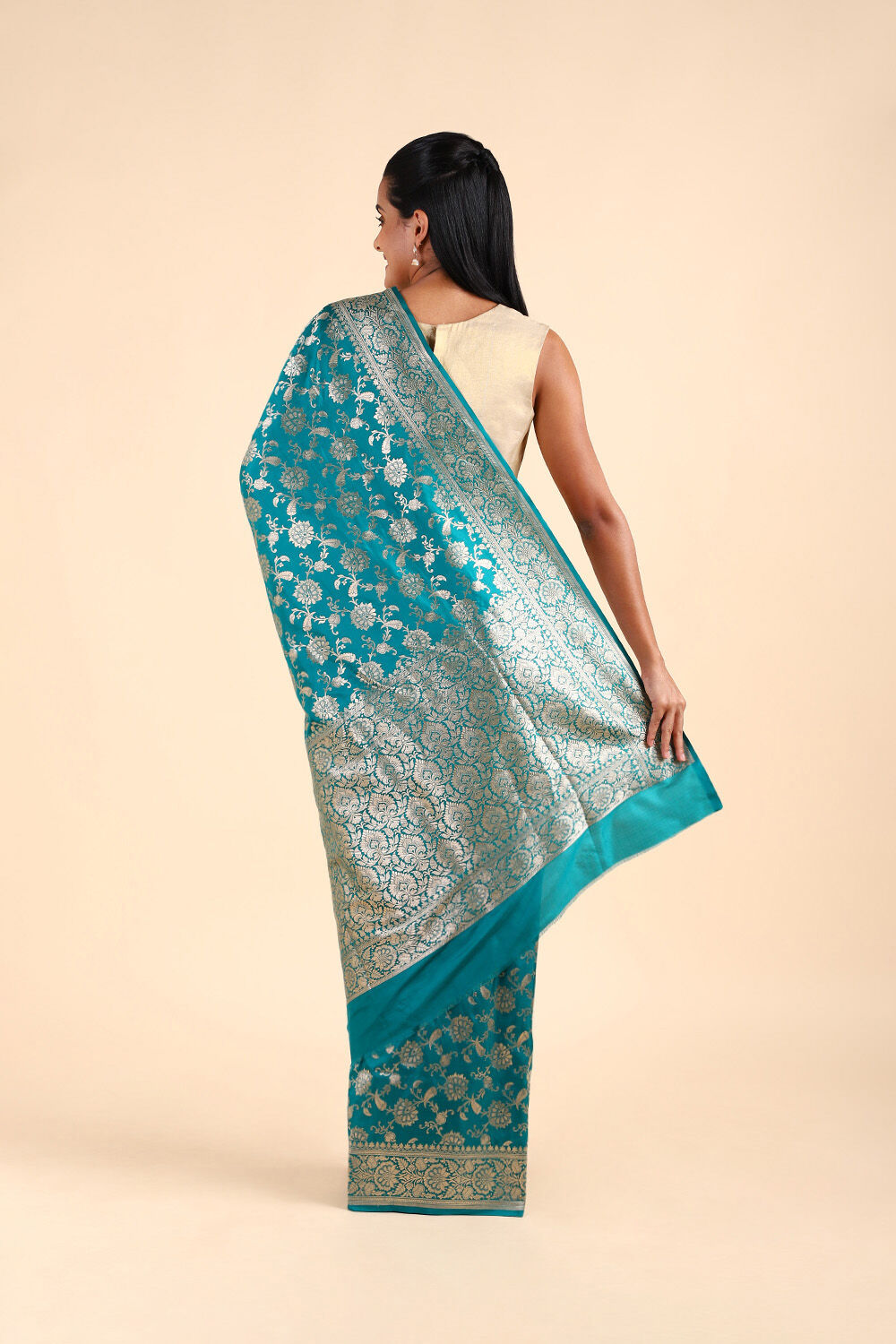 Dark Green Pure Silk Banarasi Saree image number null