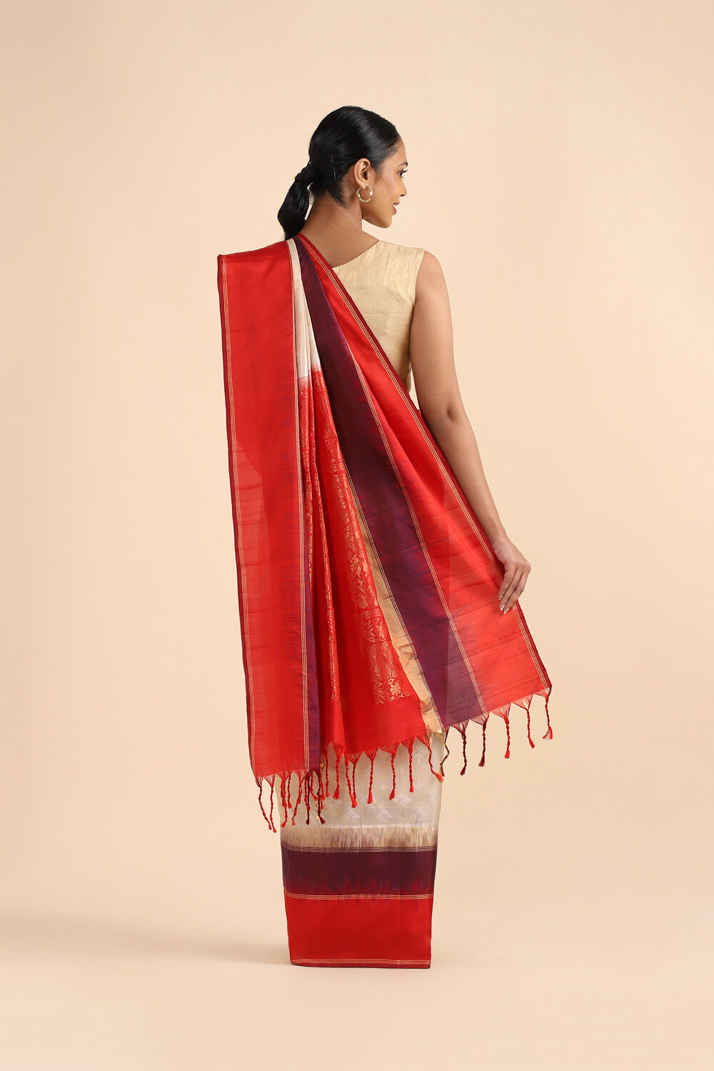 Off White Pure Soft Silk Saree image number null