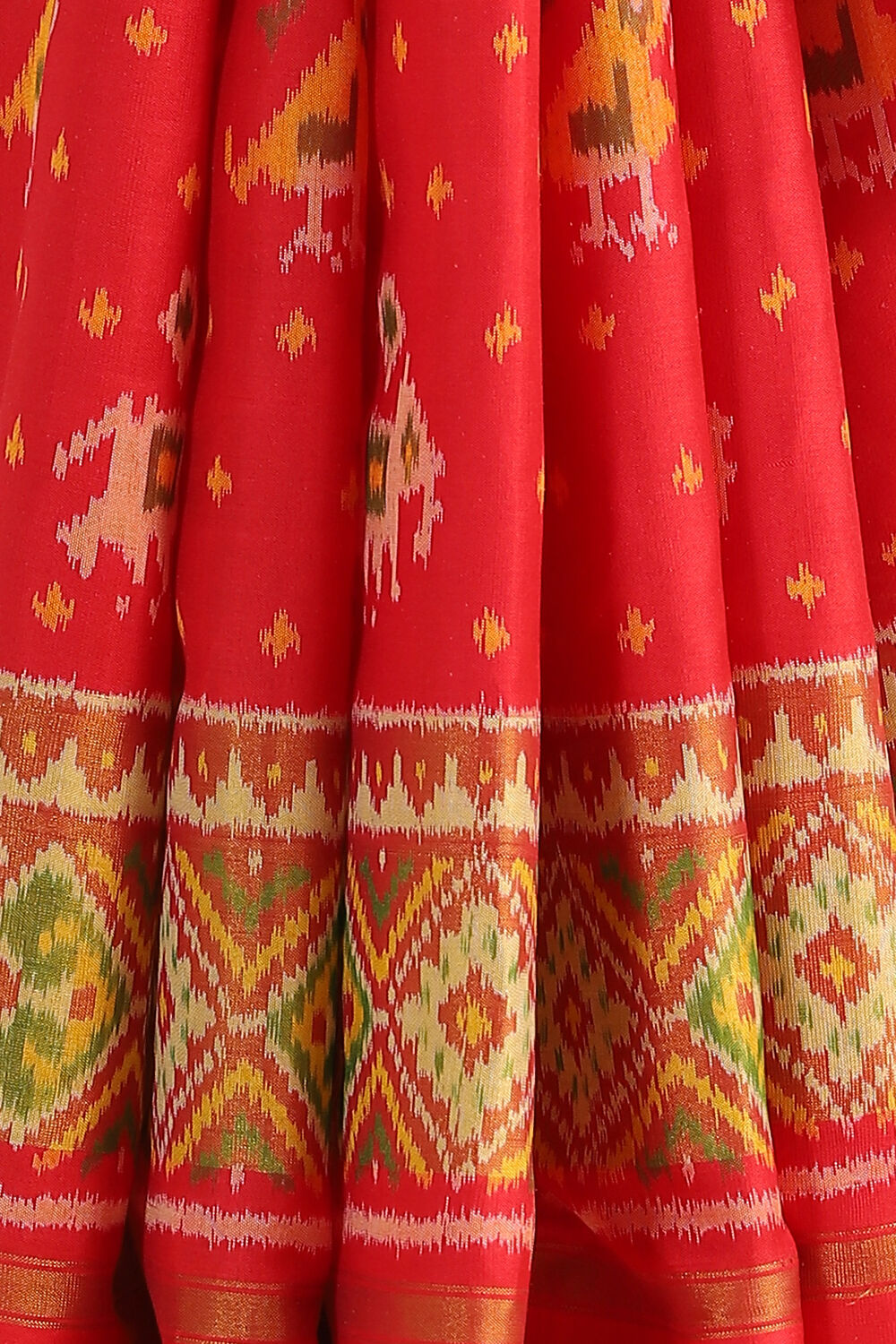 Red Handwoven Rajkot Patola Ikat Pure Silk Saree image number null