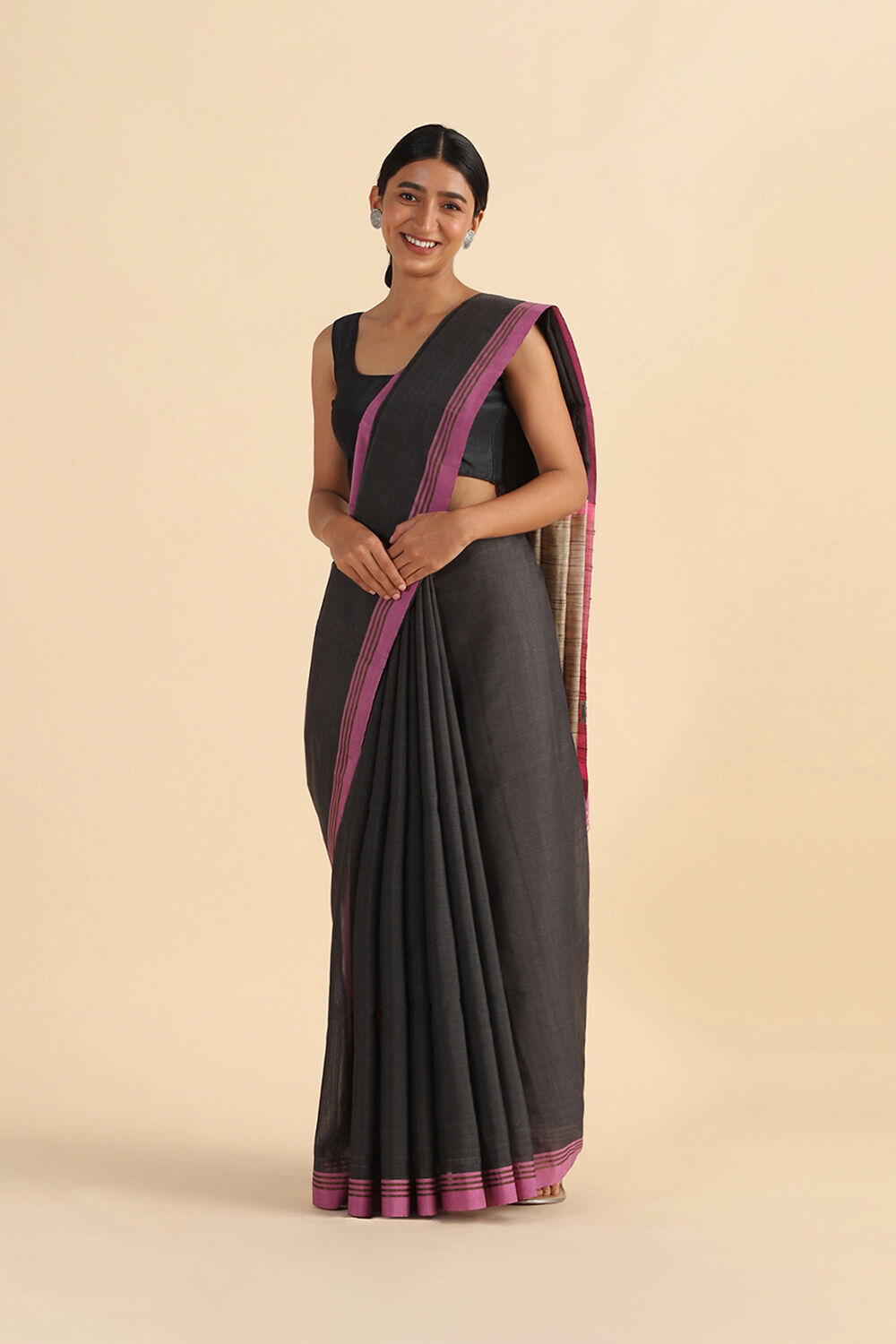 Black Handwoven Bengal Pure Silk Cotton Saree image number null