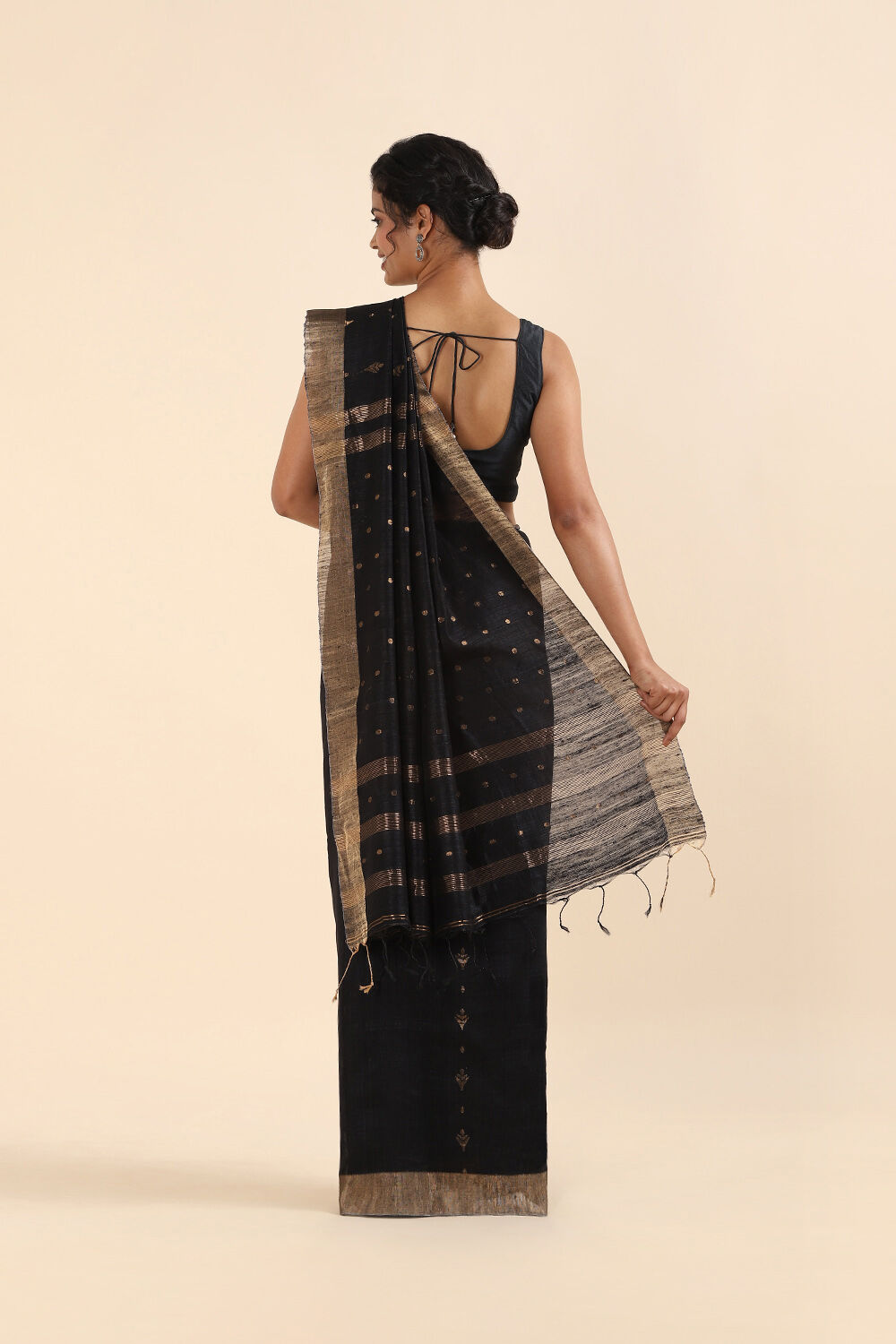 Black Pure Silk Vanya Jamdani Saree image number null