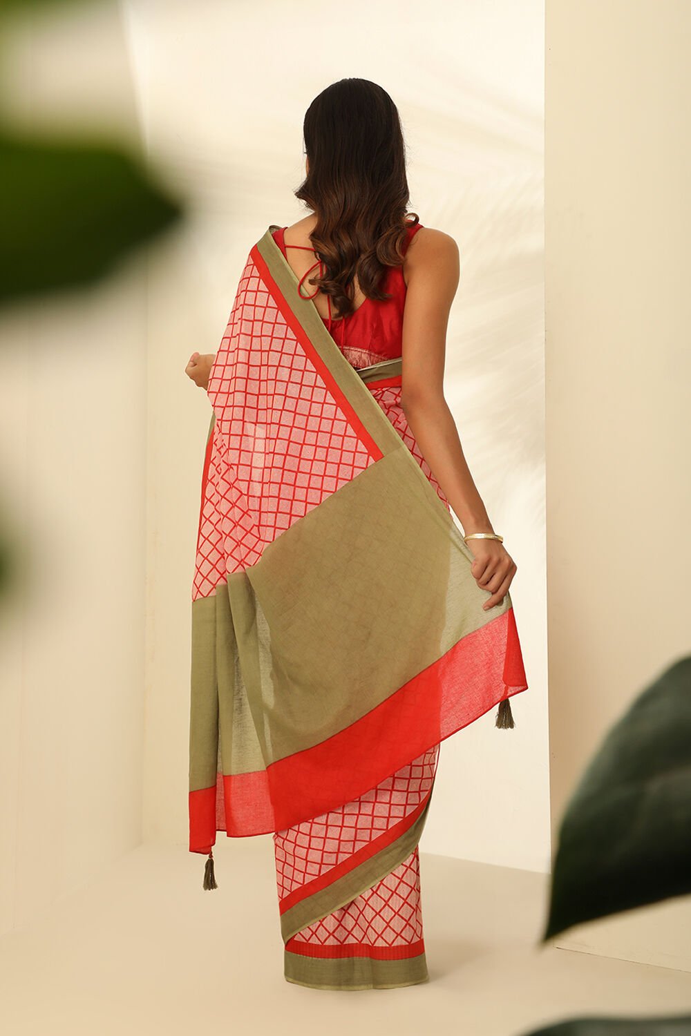 Red Pure Cotton Mulmul Printed Saree image number null