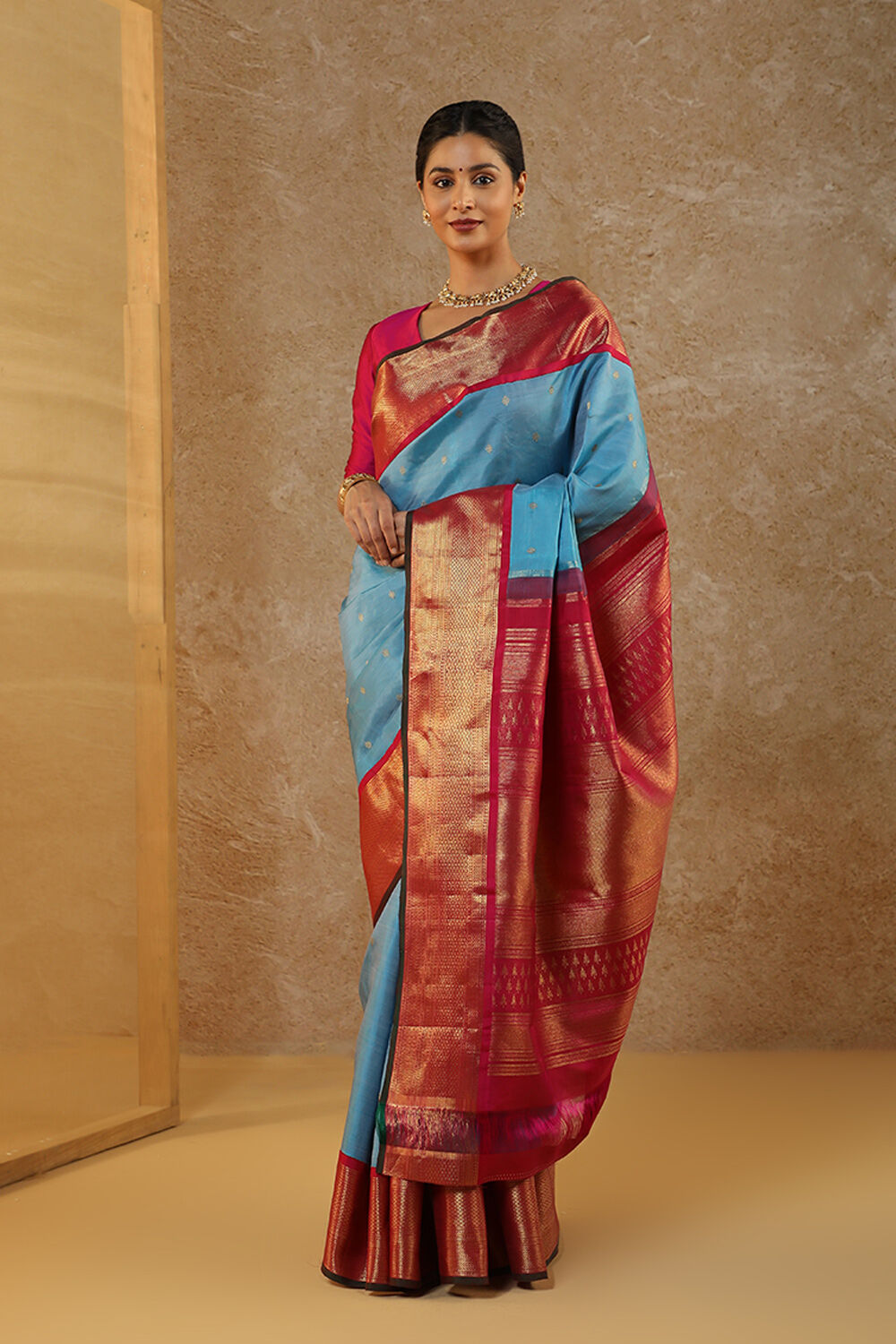 Blue Pure Silk Woven Kanjivaram Saree image number null
