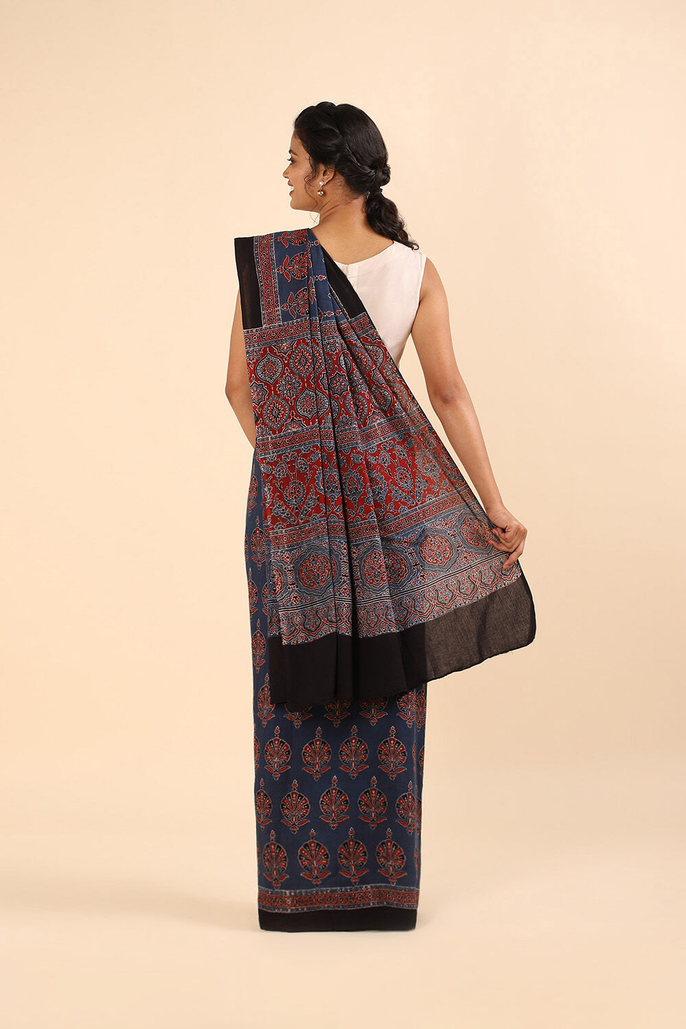Blue Pure Cotton Ajrakh Printed Saree image number null