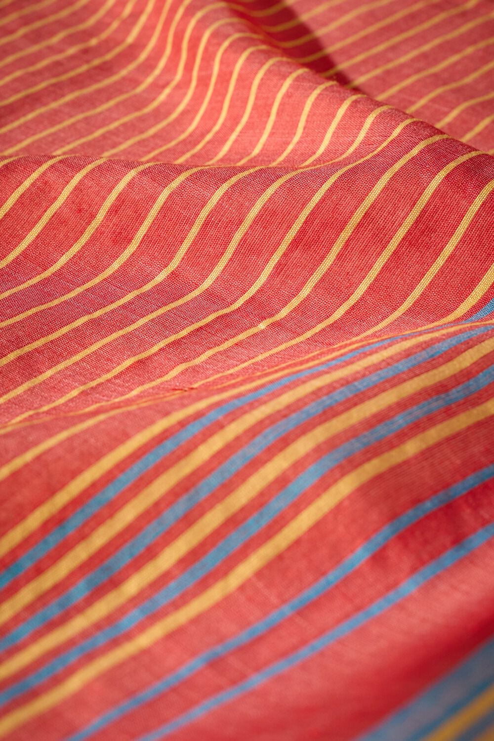 Blue Bhagalpur Woven Silk Viscose Saree image number null