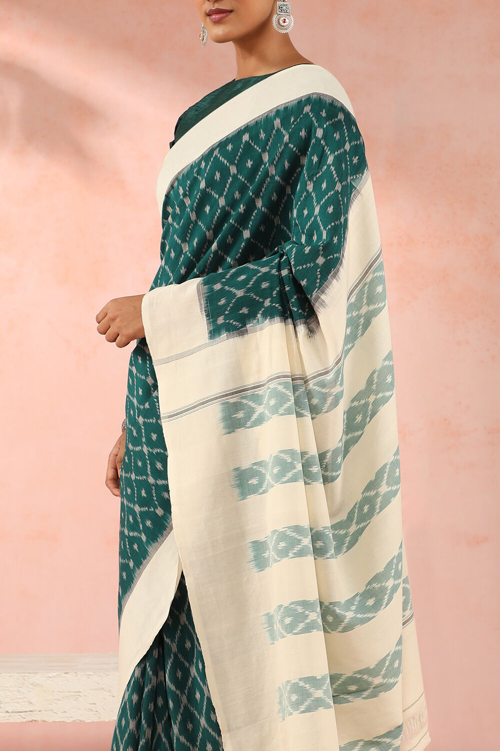 Dark Green Pure Cotton Pochampalli Ikat Saree image number null
