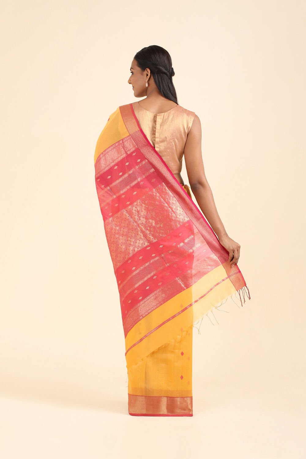 Yellow Pure Silk Cotton Maheswari Saree image number null