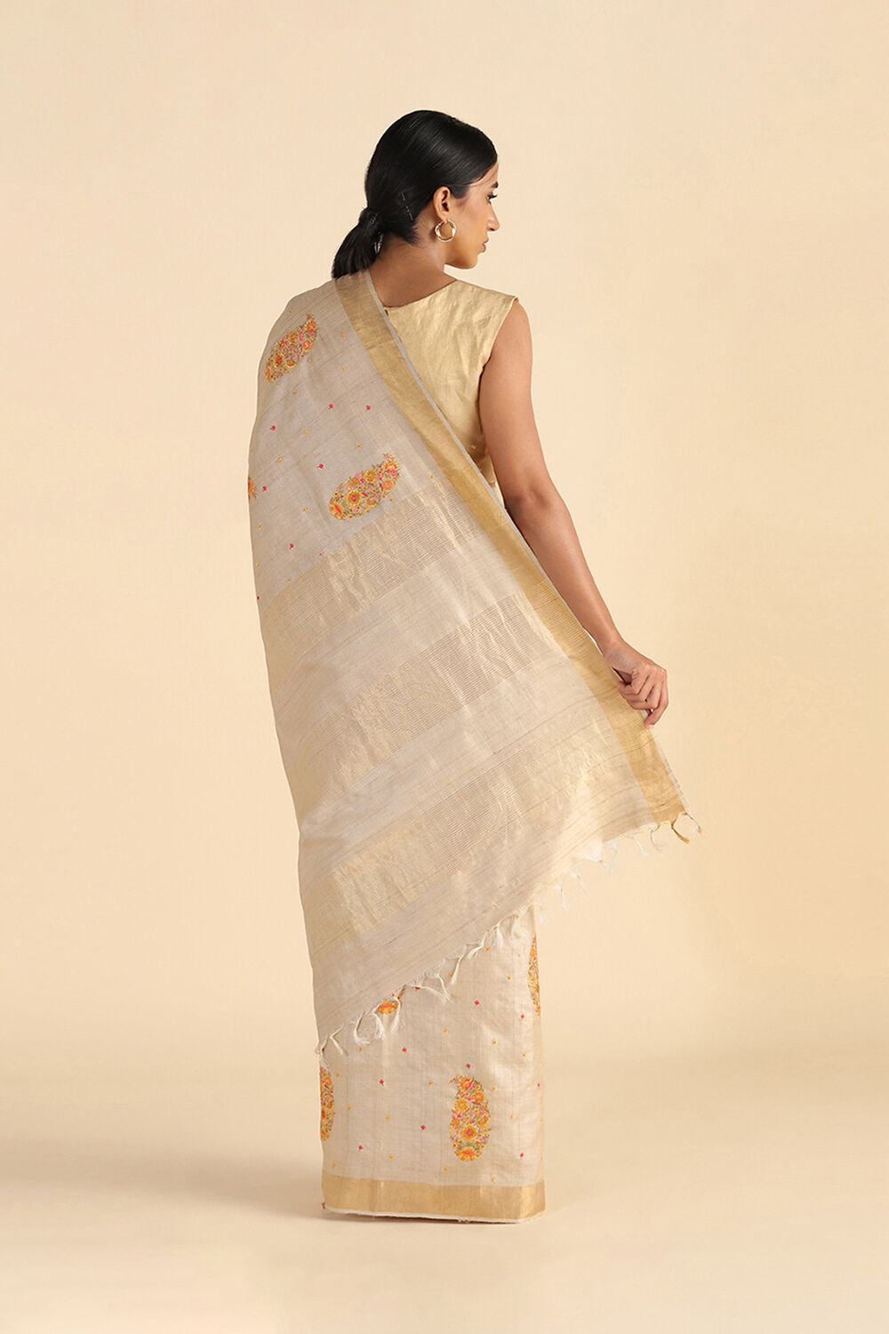 Off White Embroidered Pure Tussar Saree image number null
