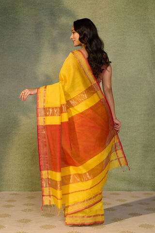 Yellow Woven Pure Silk Cotton Maheshwari Saree thumbnail image number null
