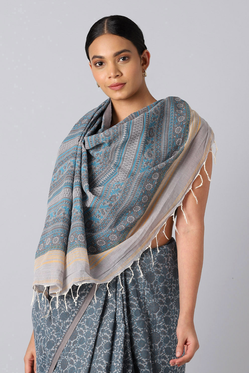 Grey Pure Cotton Printed Saree image number null