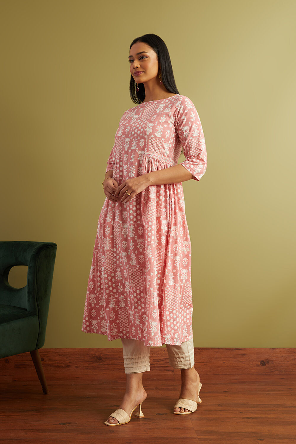 Pink Pure Cotton Screen Printed Kurta image number null