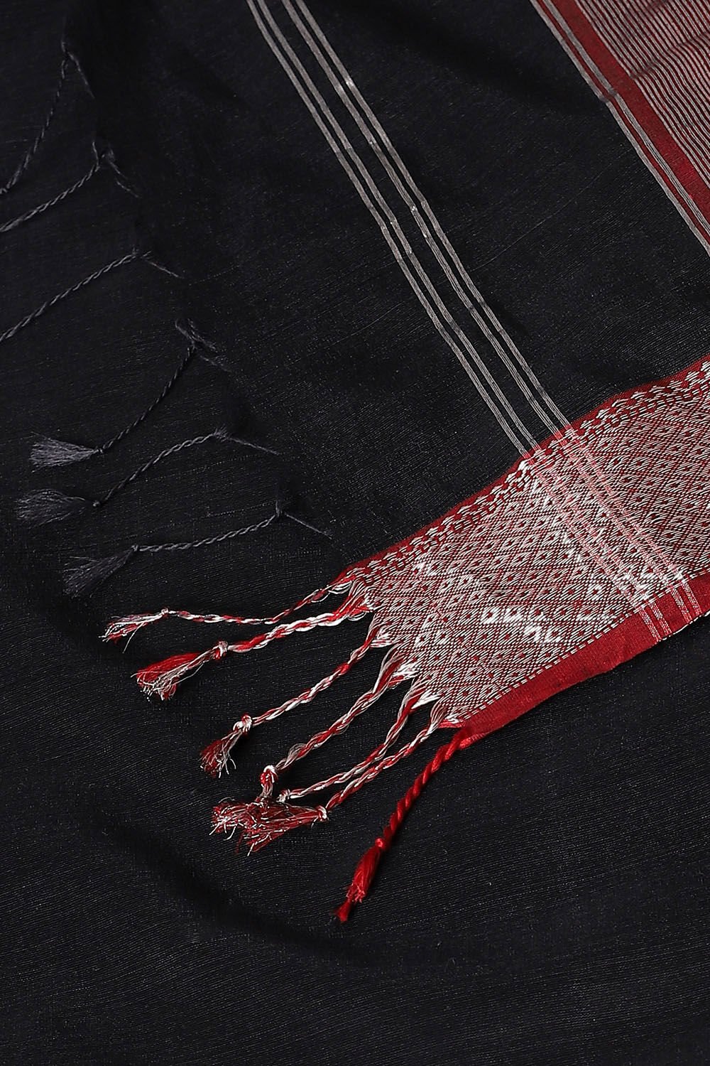 Black Pure Silk Cotton Maheswari Saree image number null