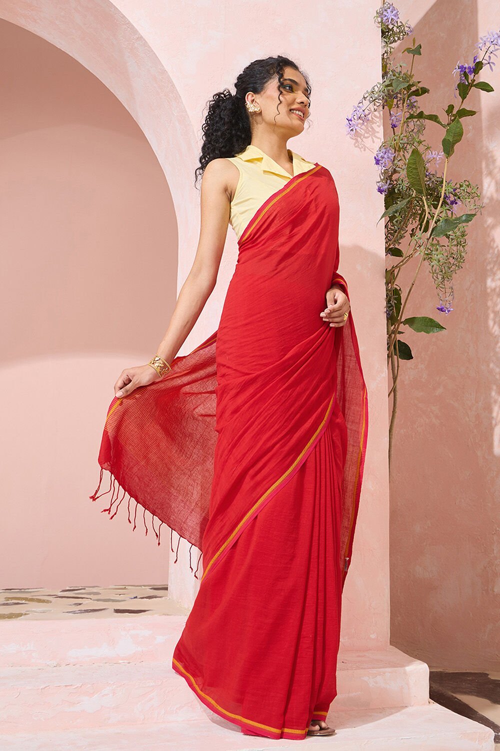 Red Woven Pure Cotton Bengal Saree image number null