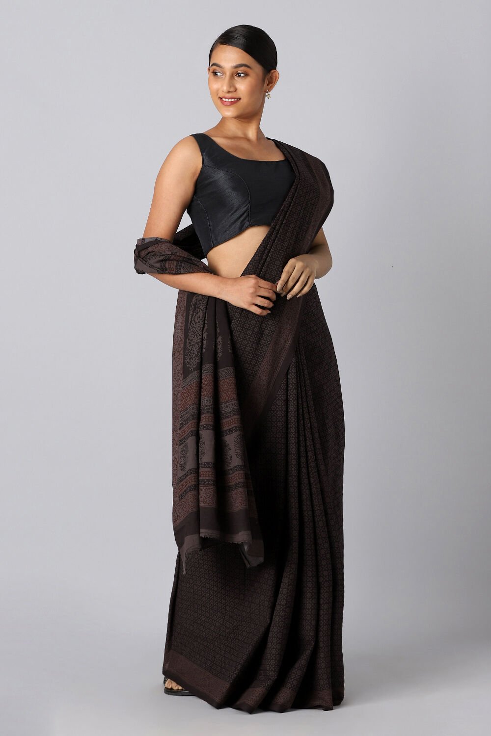 Dark Grey Pure Cotton Bagh Printed Saree image number null