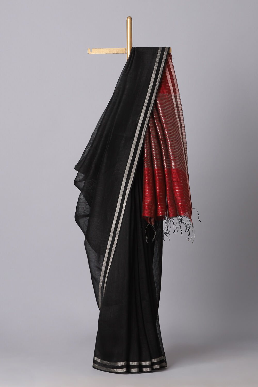 Black Pure Silk Linen Bengal Saree image number null