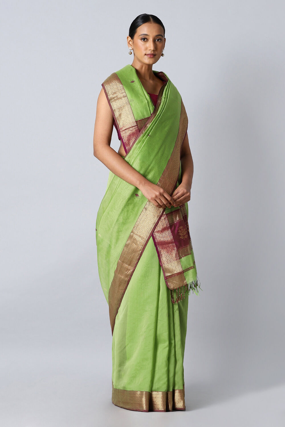 Light Green Pure Silk Cotton Maheswari Saree image number null