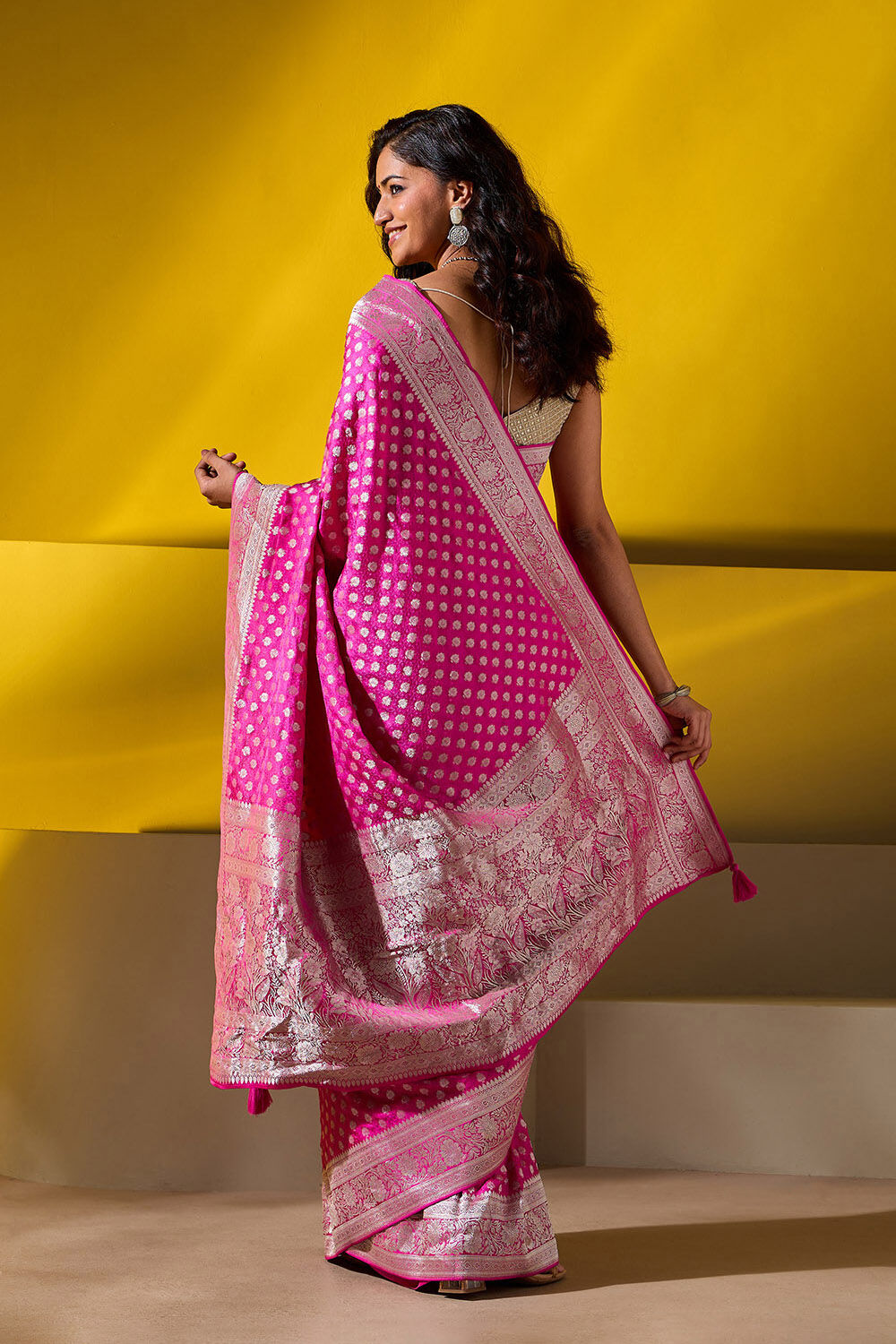 Pink Woven Viscose Saree image number null