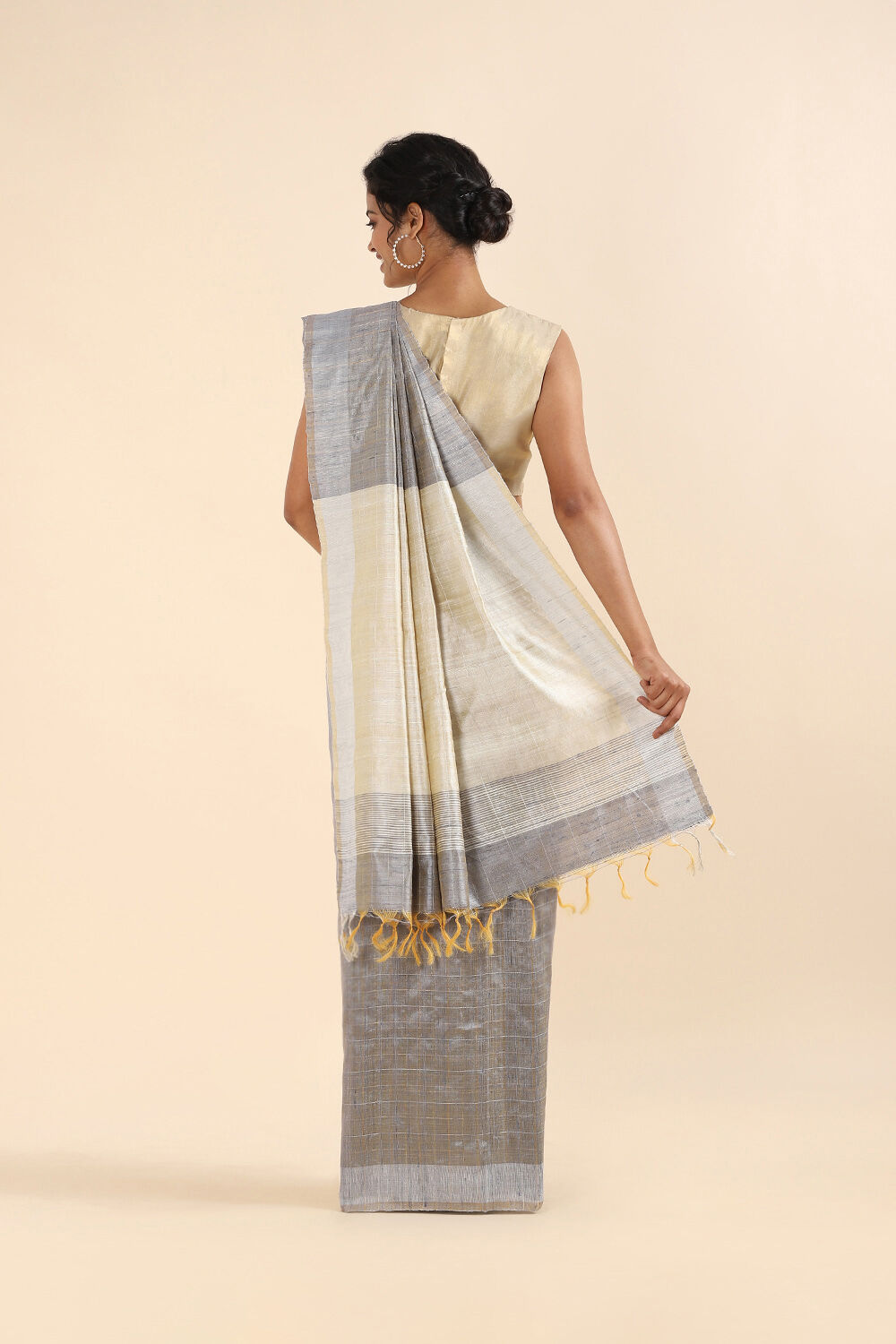 Grey Pure Tussar Silk Bhagalpuri Saree image number null