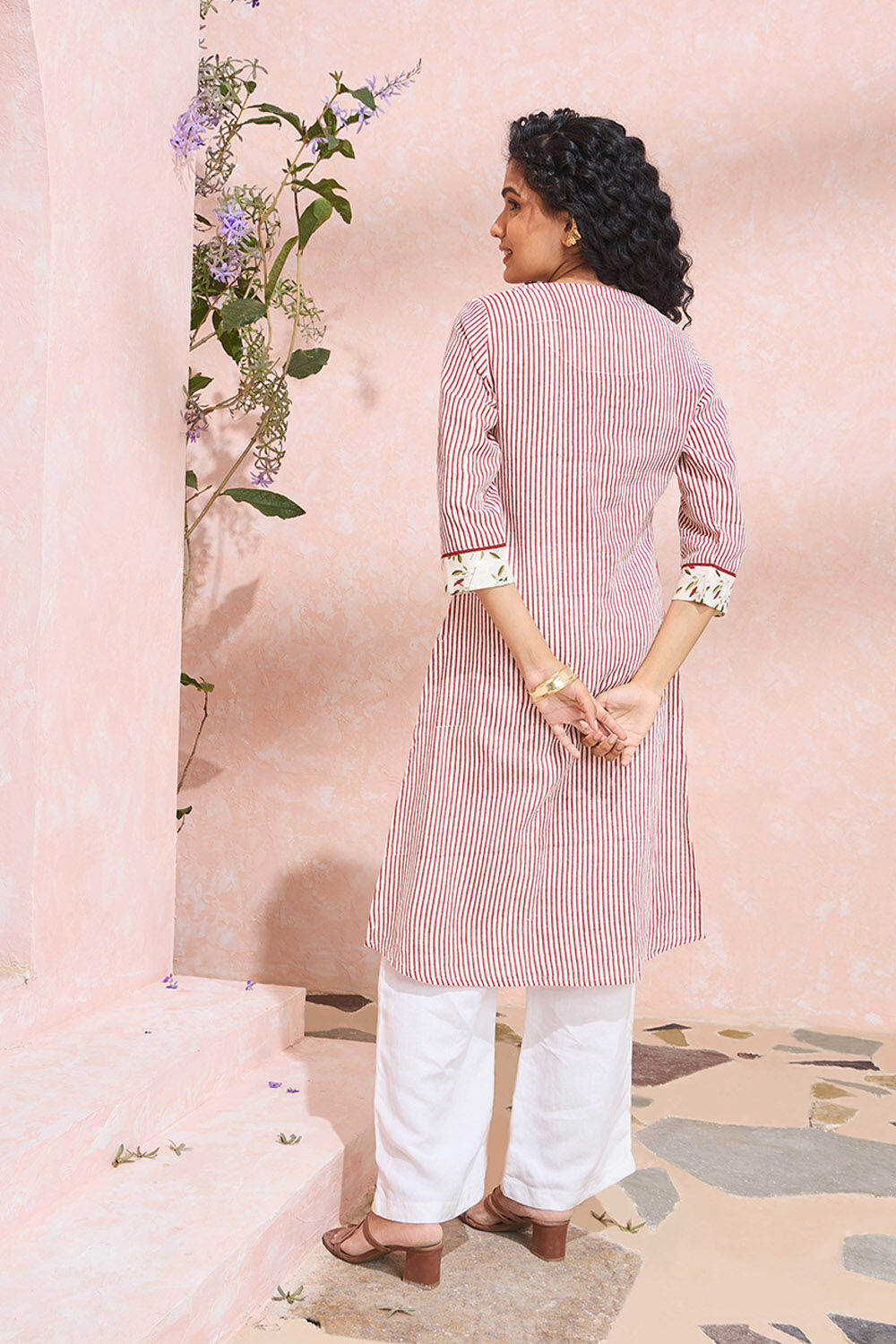Red Screen Printed Pure Cotton Kurta image number null
