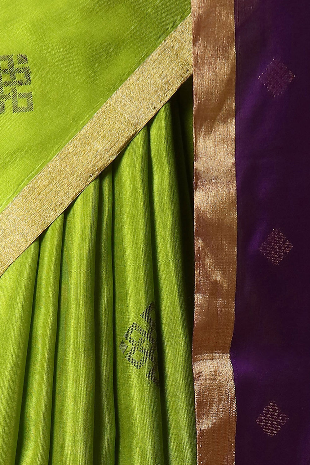 Light Green Handwoven South Pure Silk Tencel Saree image number null