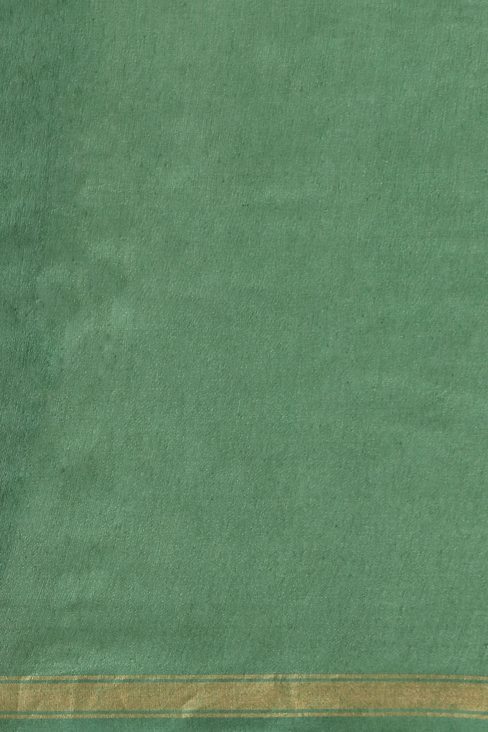 Green Pure Silk Woven Saree image number null
