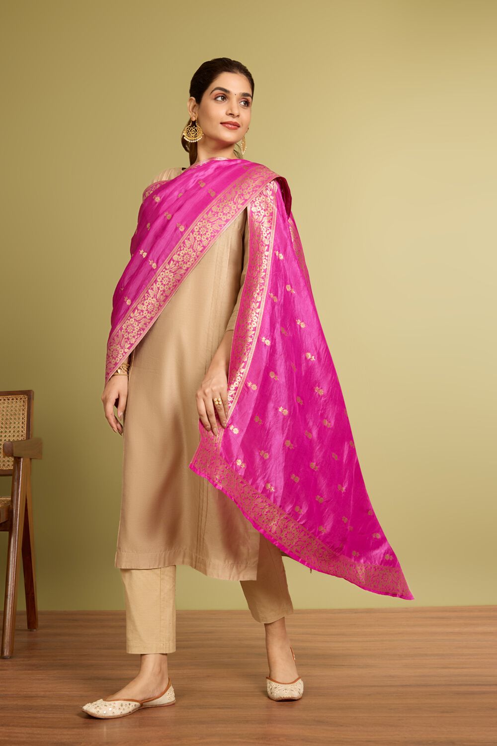 Pink Woven Viscose Luxe Dupatta image number null