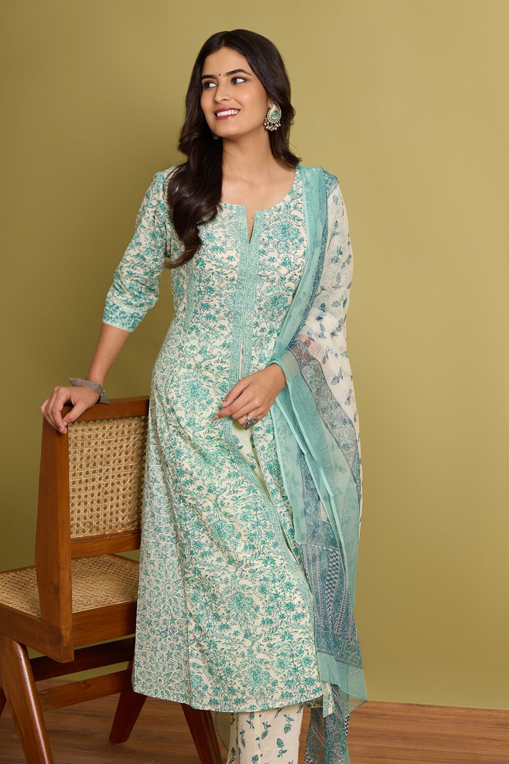 Blue Screen Printed Pure Cotton Kurta Set image number null