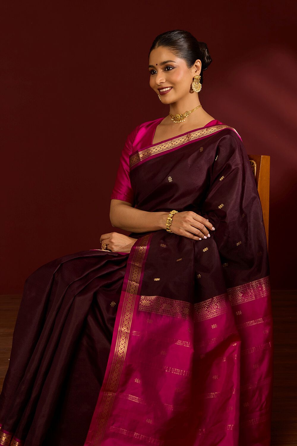 Brown Pure Silk Woven Kanjivaram Saree image number null
