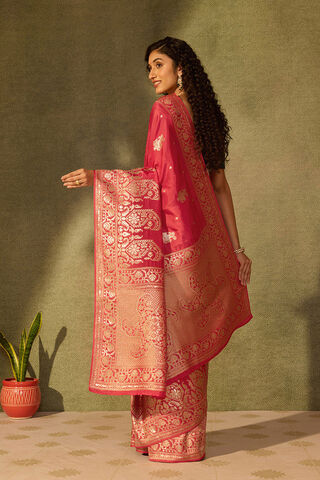 Red Pure Viscose Woven Saree thumbnail image number null