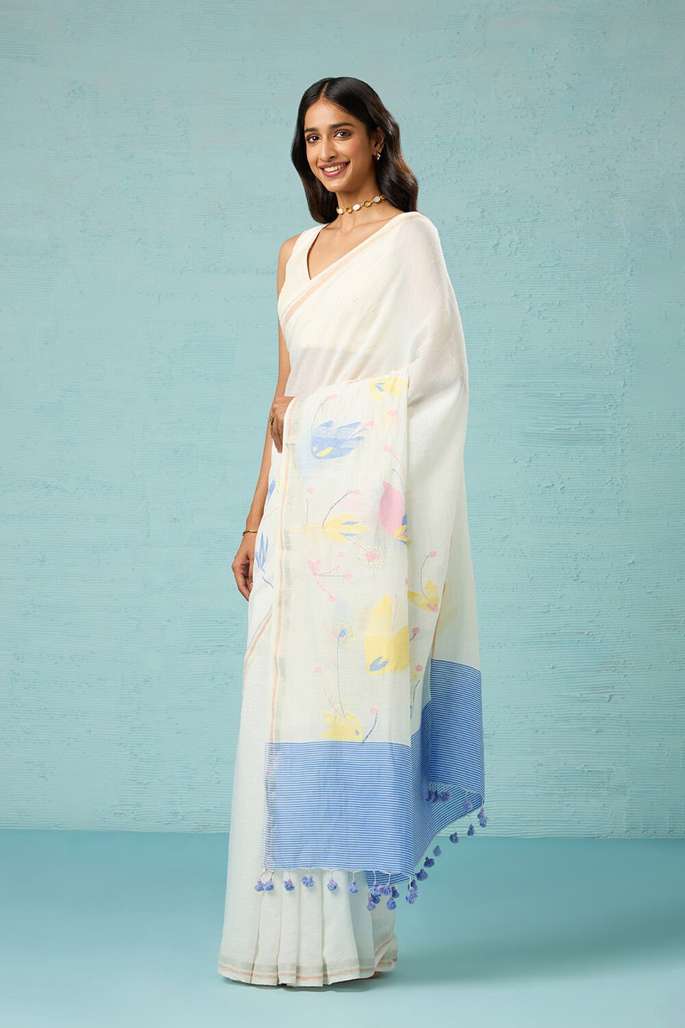 Off White Bengal Pure Silk Cotton Jamdani Saree image number null