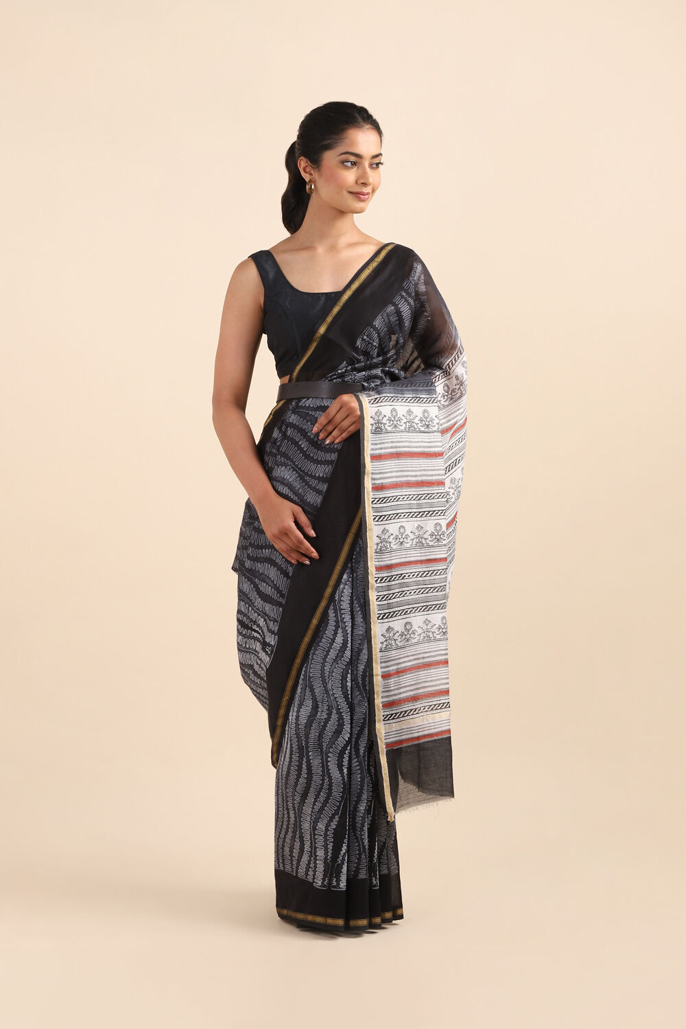 Black Pure Silk Cotton Shibori Saree image number null