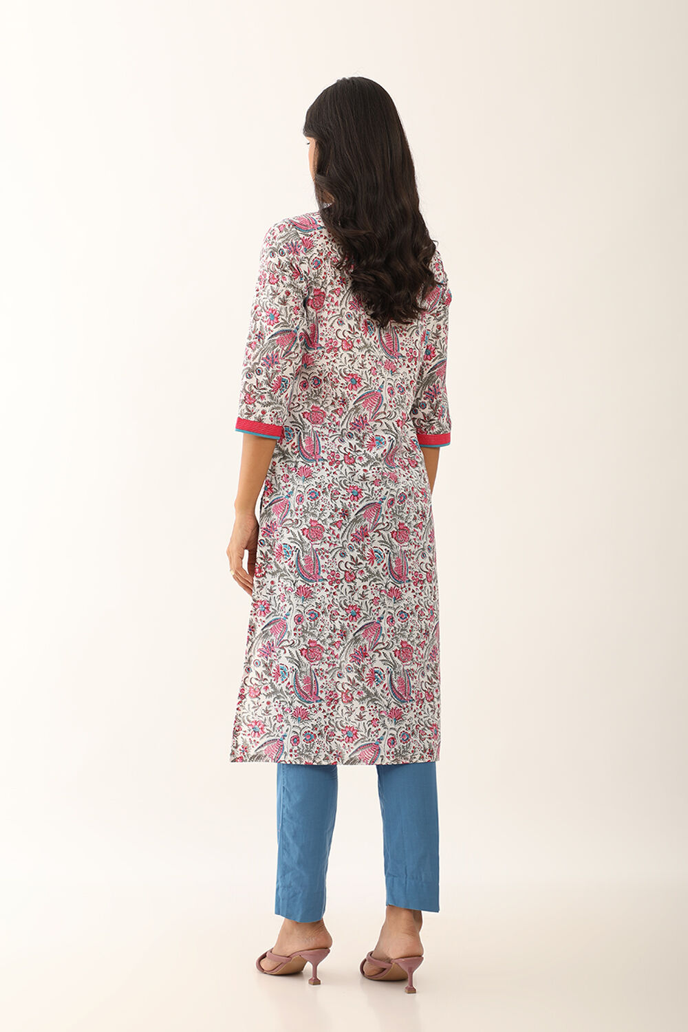 Off-White Pure Cotton Block Printed Kurta with Embroidery image number null
